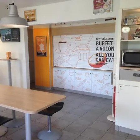 Hotelf1 Mazarin Les Champarts Hotel