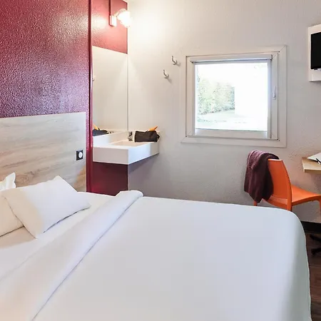 Hotel Hotelf1 Mazarin Les Champarts 2*