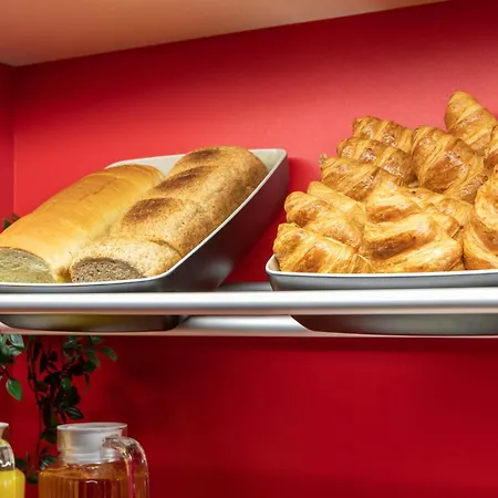 Hotelf1 Mazarin Les Champarts