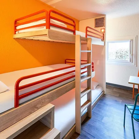 Hotelf1 Mazarin Les Champarts Hotel Chille