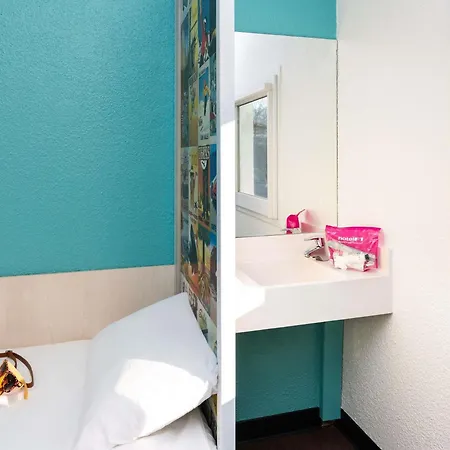 Hotel Hotelf1 Mazarin Les Champarts
